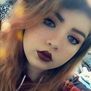 Meet your Posher, Brianna